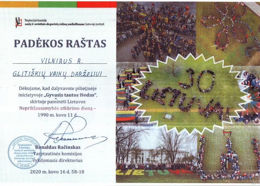GYVASIS TAUTOS ŽIEDAS